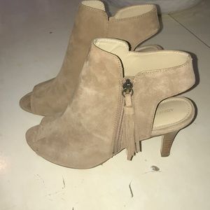 Open toe heal booties